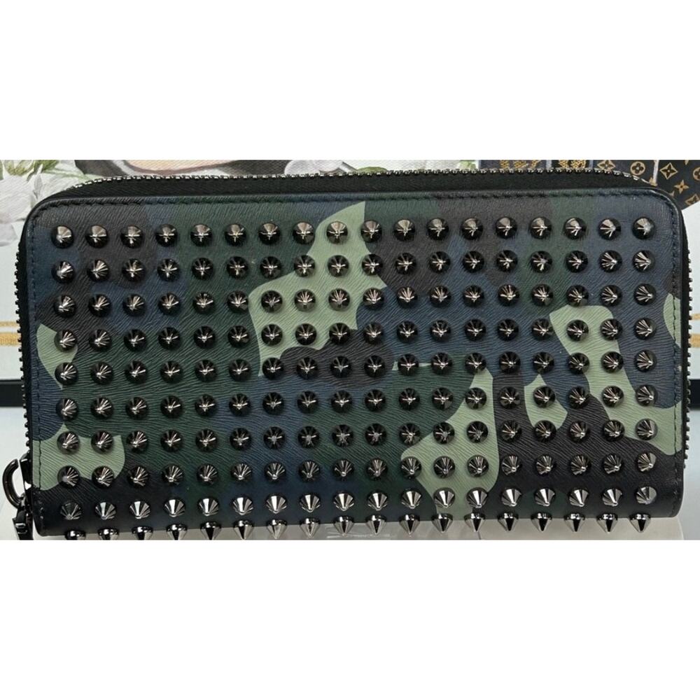 Christian Louboutin Camouflage Panettone Studded Leather Zip Around Wallet - Picture 3 of 12